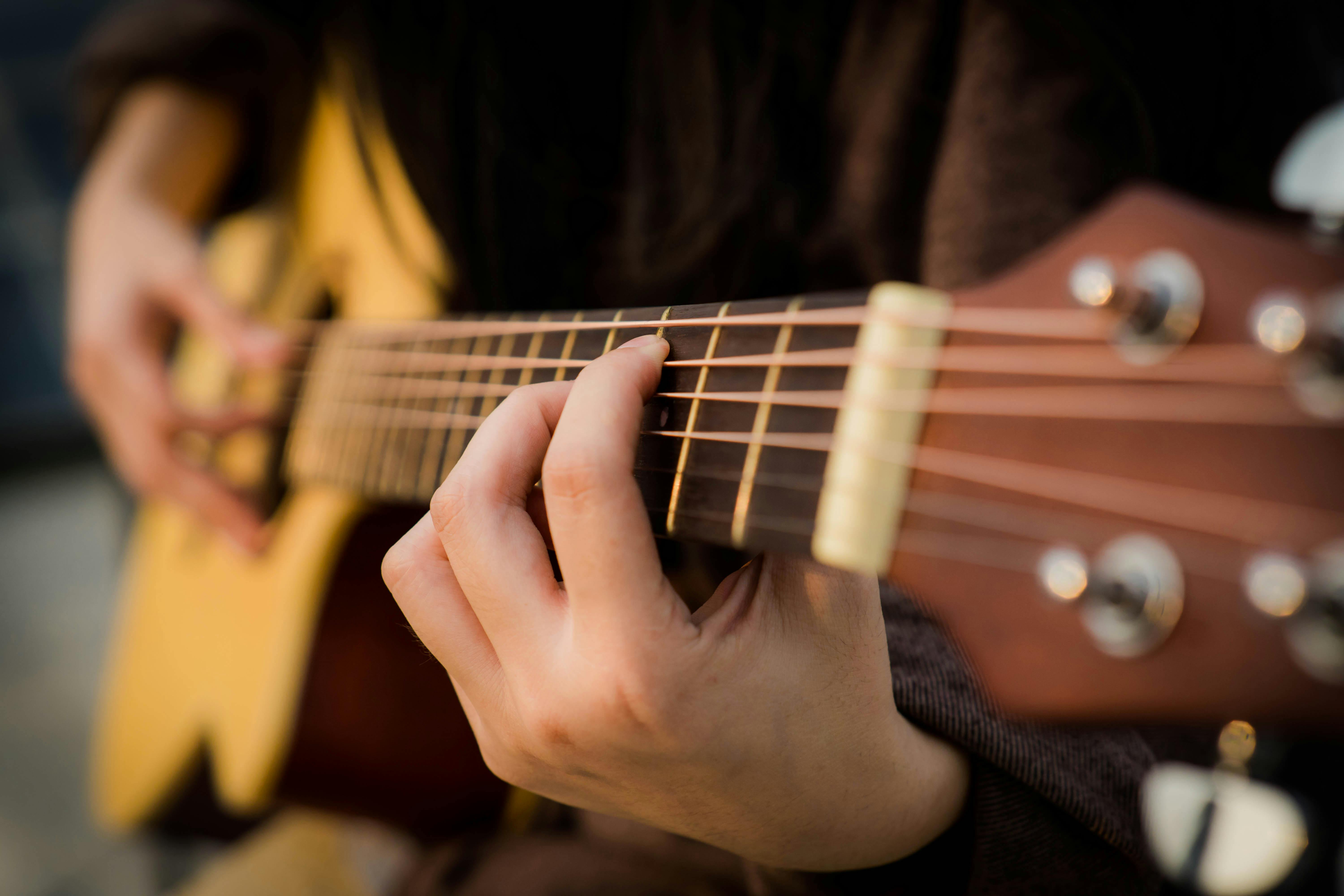 Solo acoustic wedding ceremony scene